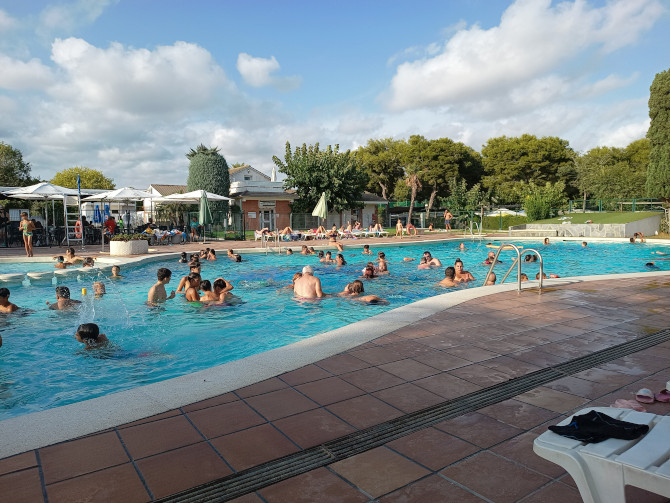 Der Pool im Platja Vilanova