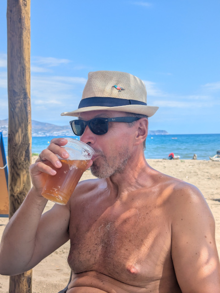 Pescador Cerveza an der Strandbar