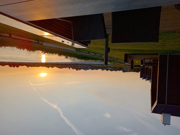 Sonnenuntergang auf der Terrasse